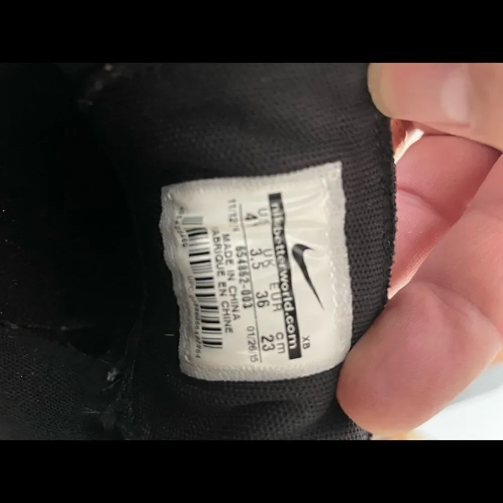Nike Stefan Janoski Skateboarding Sneakers Size 4Y EUC